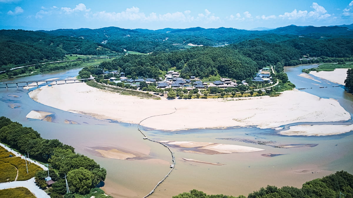 물 위에 떠 있는 섬, 무섬마을 전경. 사진=도진영