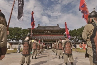 찬란한 백제 문화를 간직한 부여의 가을