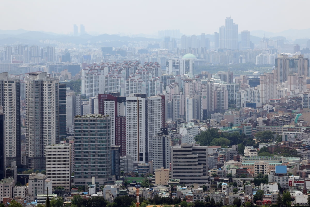 곧 금리 인하…내 집 마련 막차, 탈까 말까 [추석 부동산 톺아보기③]