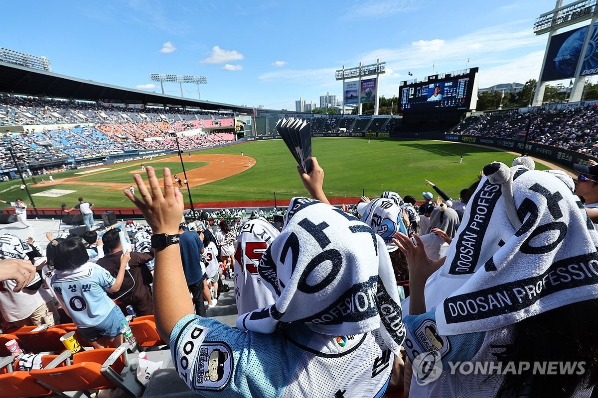 锡安因伤返回更衣室 本场对阵骑士能否继续出战成疑