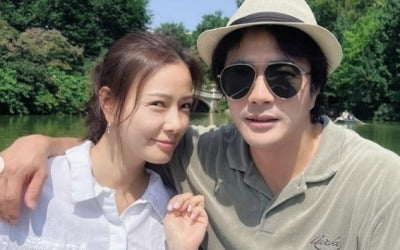 Actors Son Tae-young and Kwon Sang-woo Share Sweet Moments of Their Married Life