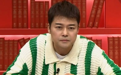 '연대 출신' 전현무, 학벌 따지네…"저기 완전 흙바닥" 도발('티처스')