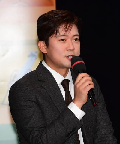 Announcer Kim Dae-ho Leaves Mid-Recording Due to Enteritis on 'Save Me! Holmes'