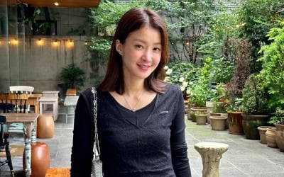 '20억 차익' 이시영, 파격 시스루 입고 강남 사모님 포스…169cm 57kg의 위엄