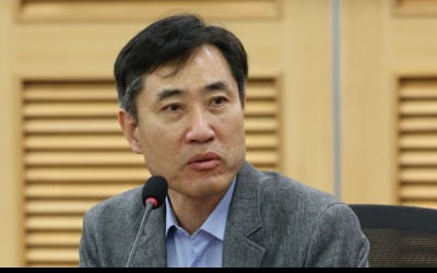 '브래지어 끈이 내려갔다' 초대박?…하태경 호평 이유는