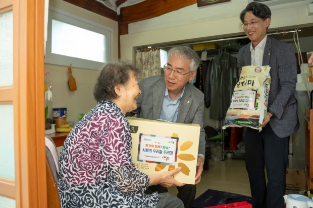 농협금융, 「한가위 사랑의 우리쌀 꾸러미 나눔」