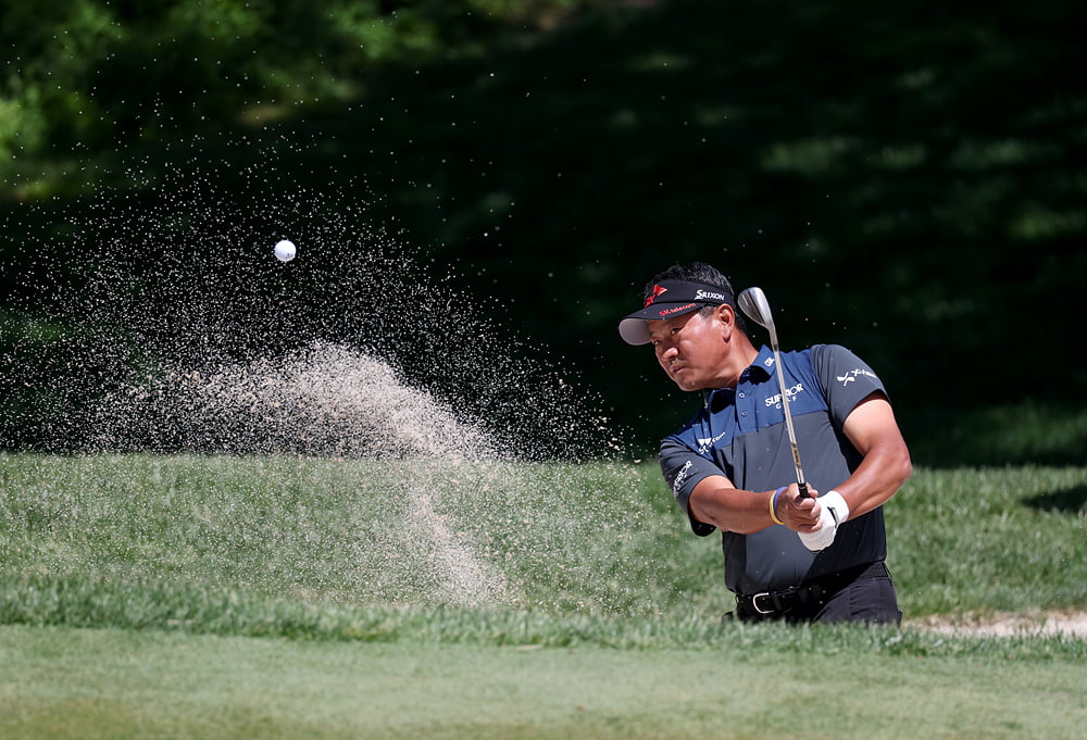 벙커샷의 달인 최경주. KPGA 제공