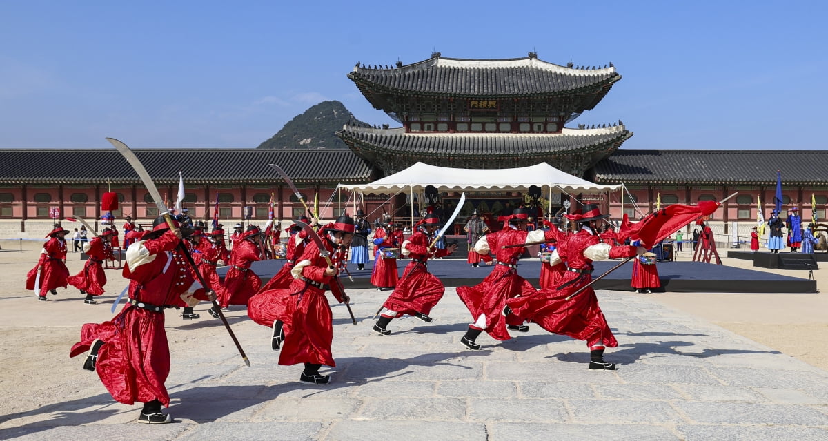 [포토] 조선시대 궁궐 호위군의 화려한 무예