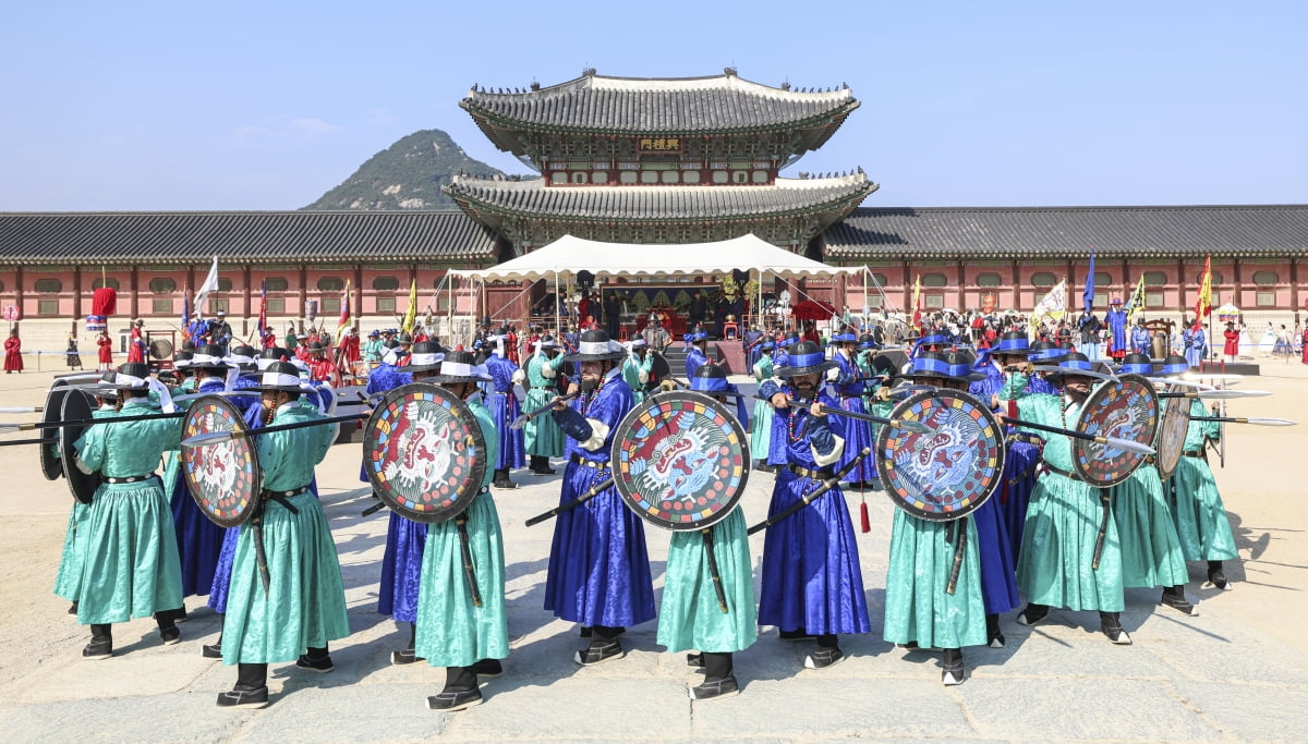 [포토] 조선시대 궁궐 호위군의 화려한 무예