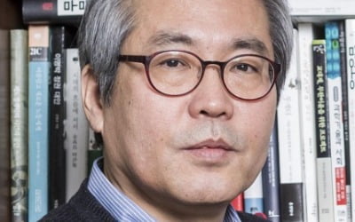 '자네나 가지게!'…尹정부 훈장 거부한 국립대 교수