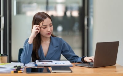 현대리바트 1억 투자한 직장인, 6개월 뒤…계좌 보니 한숨만 [윤현주의 主食이 주식]