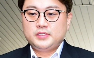 김호중, '발목 통증' 보석 신청했지만…구속 기간 또 연장