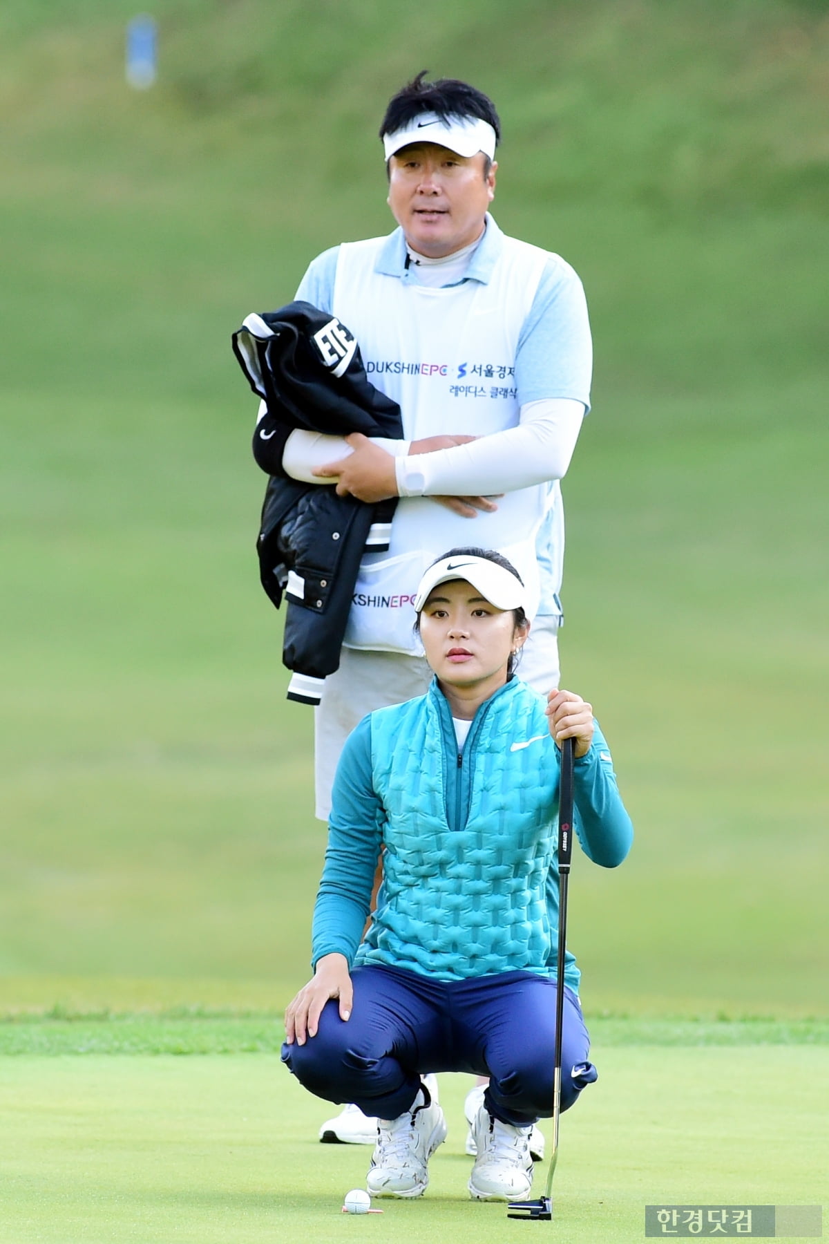 [포토] 손예빈, '정확한 그린 읽기'