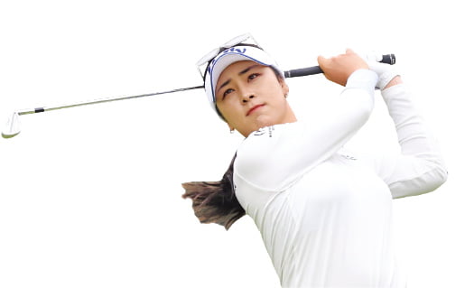 윤이나, LPGA 도전 선언…"징계 경감해준 한국서 더 뛰어야" 비판도