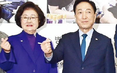 구석까지 미치는 따뜻한 햇볕처럼…국민 가슴 적신 '봉사'