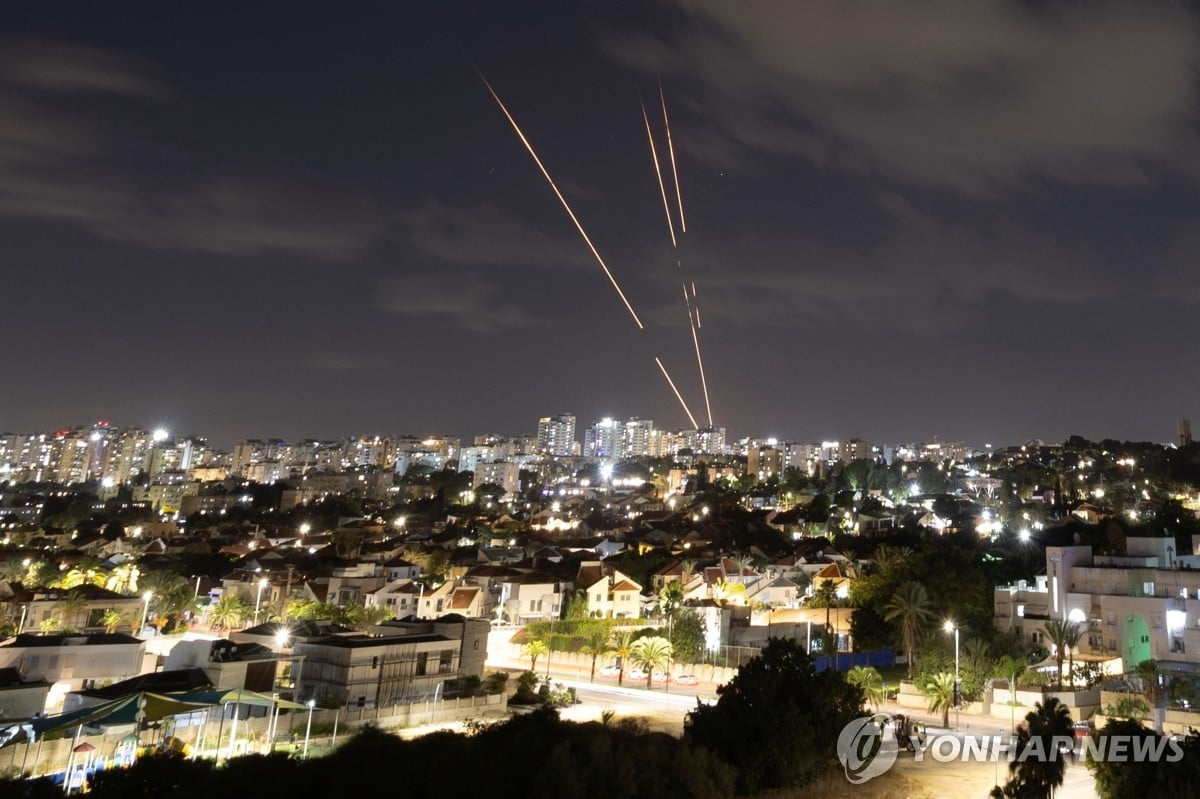 반도체 시들·중동은 긴장…악재로 시작한 10월 [마켓인사이트]