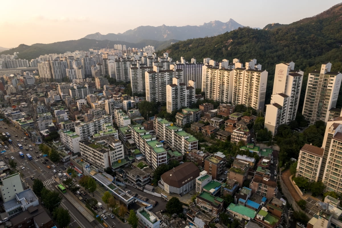 현대건설, 도시정비 사업지 사진 기록집 제작