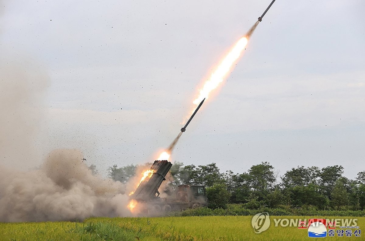 '수도권 불바다' 위협 북한, 시험사격