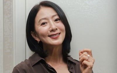 김희애, 청담동 주차장에 빌딩 올리더니…400억 벌었다 [집코노미-핫!부동산]