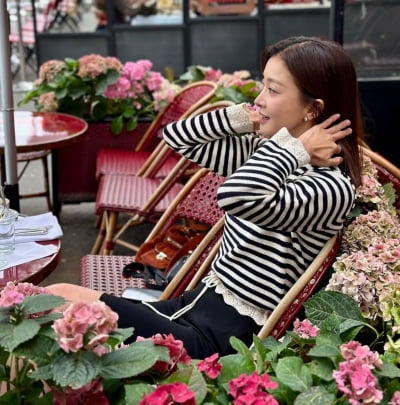 이시영, 콧날에 베이겠네…꽃보다 싱그러운 미모 자랑