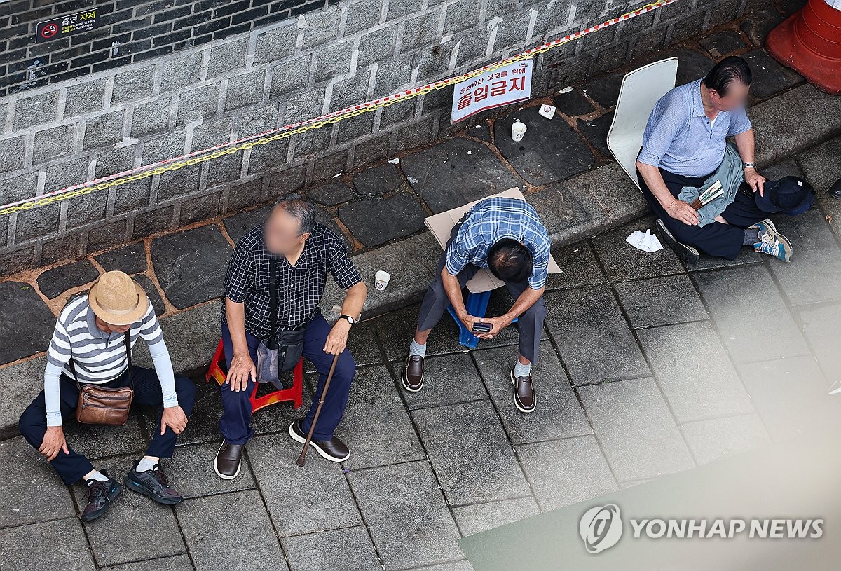 '나이드는 대한민국' 60대, 40대 인구수 처음 앞질러