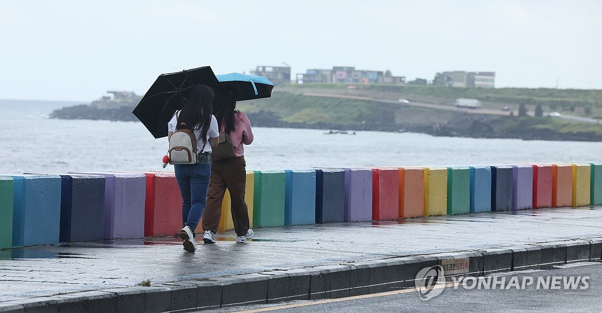 개천절 전국 흐리고 가끔 비…낮 최고 17∼22도