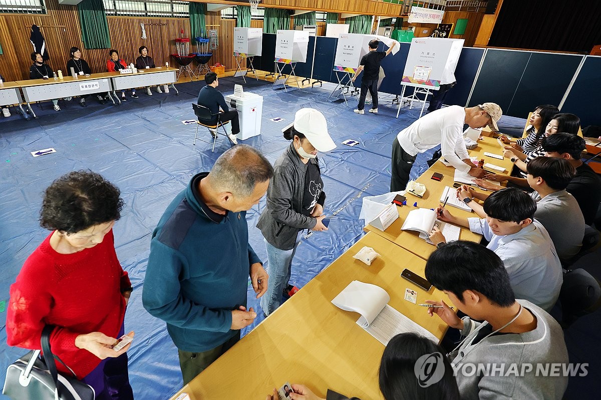 오후 1시 재보선 투표율 15.90％…부산금정 34％, 전남영광 60％