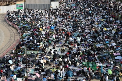 "오늘 근처에 오지마세요"…100만명 인파에 역대급 '난리'