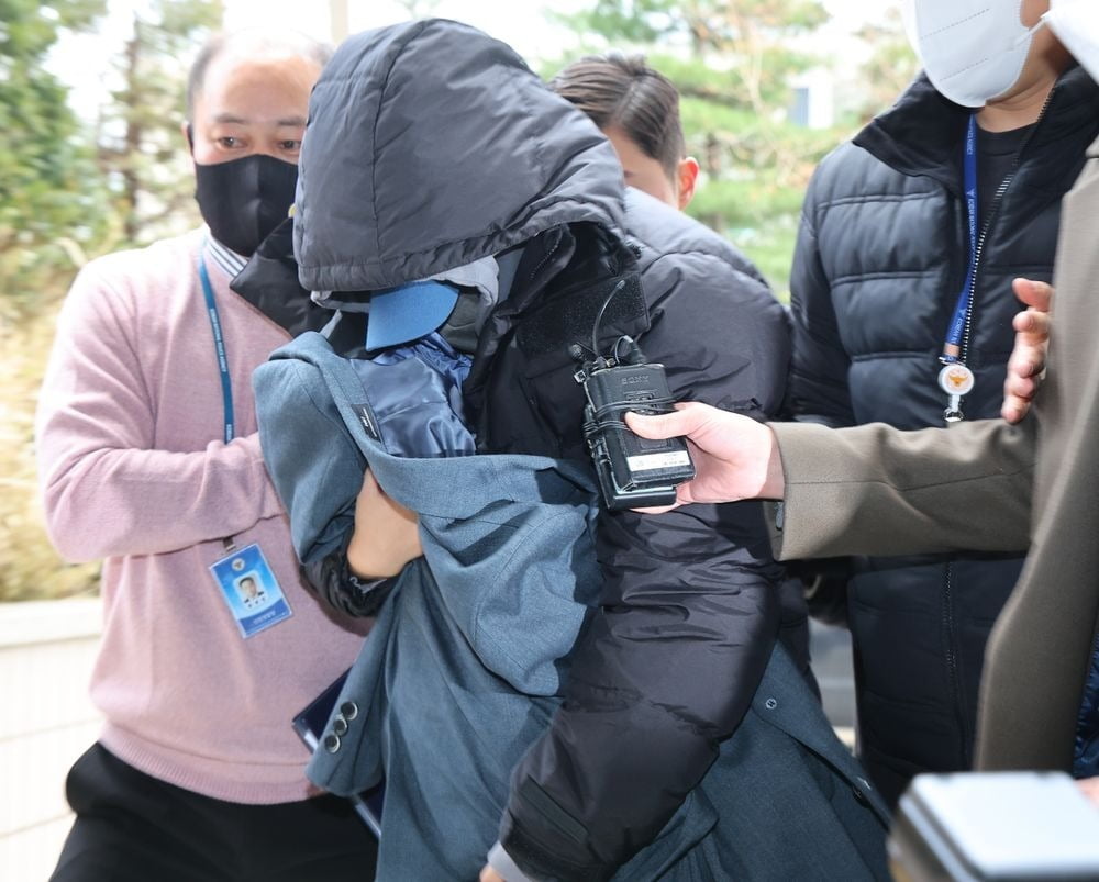 검찰, 이선균 협박해 3억 뜯은 女실장에 징역 7년 구형