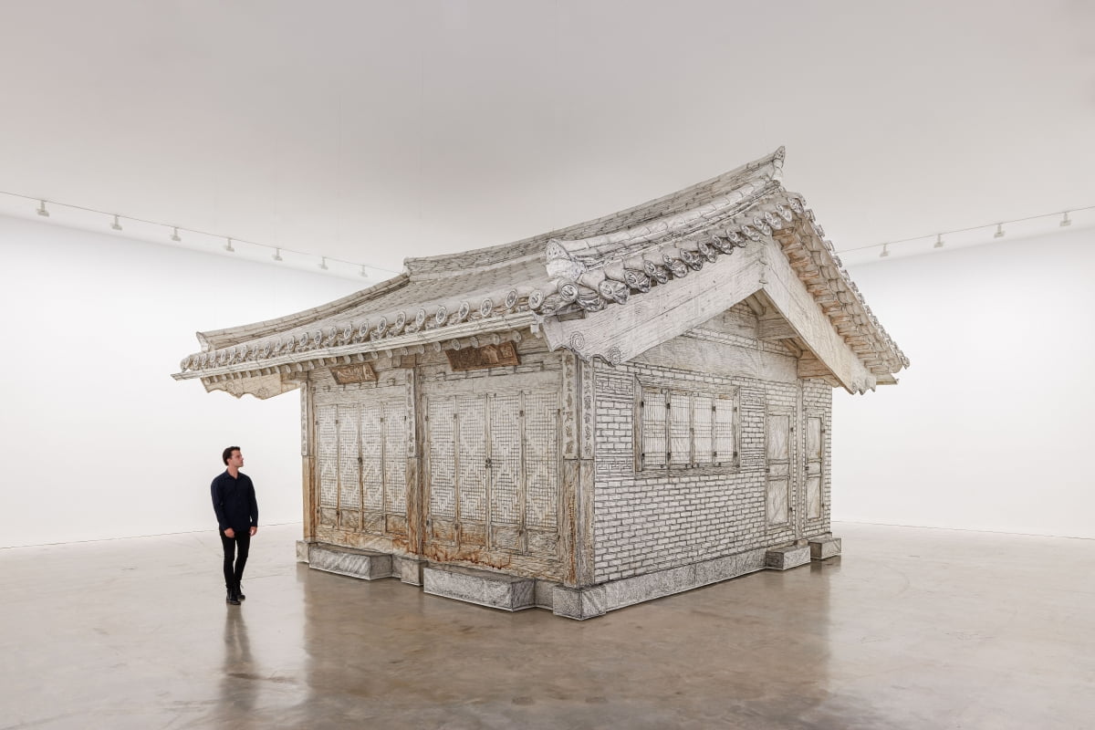 사진=서도호, Rubbing/Loving Project: Seoul Home, 2013-2022. Installation view at Museum of Contemporary Art Australia, Sydney, Australia. © Do Ho Suh. Photography by Sebastian Mrugalski