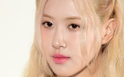 블랙핑크 로제 "난 그 소녀들을 사랑해"…뉴진스 응원