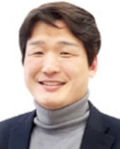 [한경에세이] 트럼프가 이긴 이유