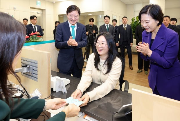 하나은행, 중기부와 함께 현장 소통으로「중소기업재직자 우대 저축」확대 나서!!