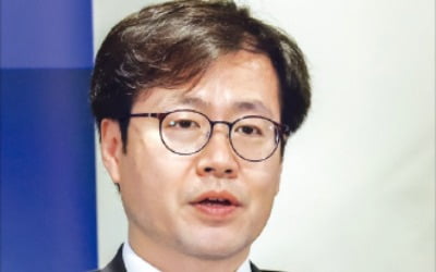 "보편관세는 그물, FTA는 낚시대…트럼프, 신속한 보편관세 우선시할 것"