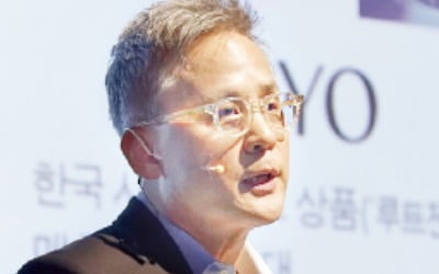 "아모레 해외공략 거점, 中서 美·日로 전환"