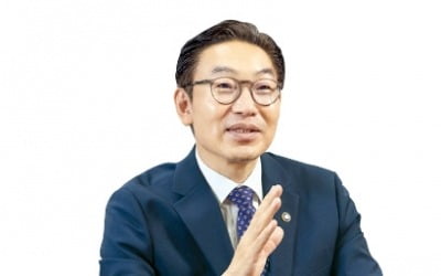 "빅데이터로 K기업 체질 개선…6G·UAM 표준특허 선점할 것"