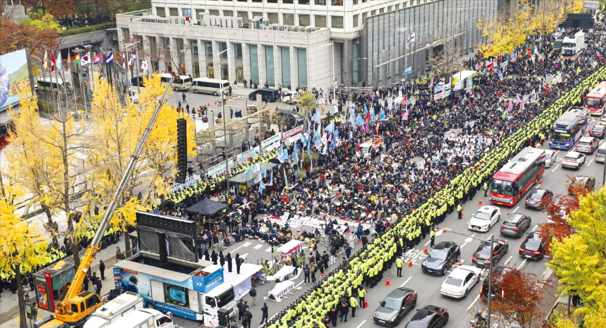 민노총·전농 '정치투쟁'에…평일까지 도심 교통 '몸살'