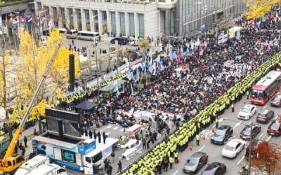 민노총·전농 '정치투쟁'에 … 평일까지 도심 교통 '몸살'