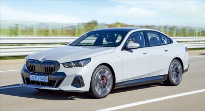 BMW·벤츠, 올해 수입차 1위 각축전…테슬라, 볼보 제치고 3위