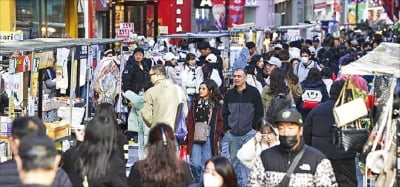 뚝섬·용산 '북적' 대학가는 '썰렁'…권리금은 2억 차이