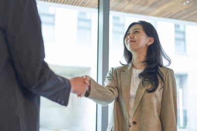 소개팅 앱서 만난 '여의도 증권맨' 알고보니···'코인 사기꾼'