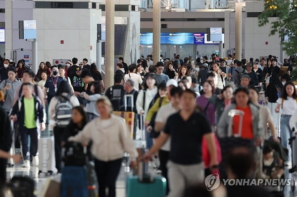 "중국인 제치고 1위"…한국인 720만명 몰려간 곳