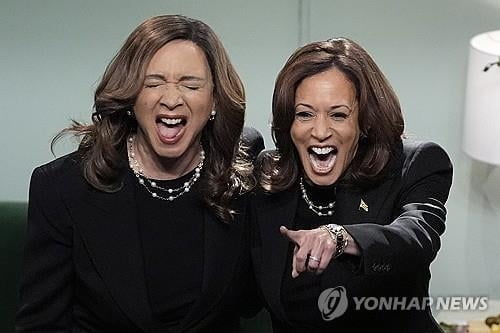 해리스, SNL에 떴다...판박이 코미디언에 '대폭소'