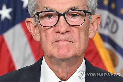 '매파' 파월에 식은 기대감…"내년 금리 동결할 수도"