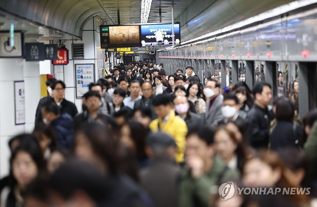 서울 지하철 멈추나…1노조 찬반투표서 71% 찬성