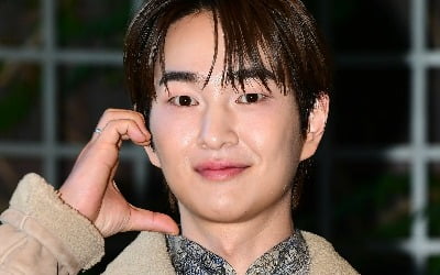 '건강이상' 온유, SM 나오고 겹경사 터졌다…"긍정적 기운 받아" ('전참시')