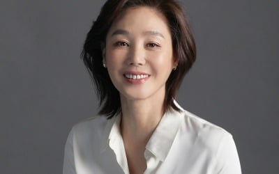 '57세' 김성령, 다리 벌리고 노출·베드신…"너무 야해서 편집, 피부과 시술도 받아" ('정숙한세일즈')[TEN인터뷰]