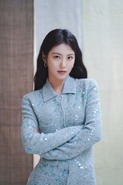 Shin Ye-eun Reflects on Her Role in 'Jeong Nyeon' and Her Journey as an Actress