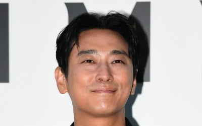 [종합] '42세' 주지훈 "자고 일어나면 아플 나이…하품하다가 쥐나" ('틈만 나면')