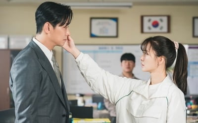 주지훈♥정유미, 40대 로맨스 반응 터졌다…시청률 2배 껑충 "왜 이제 만났냐" ('사외다')